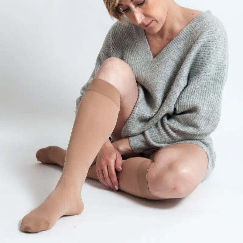 Medias cortas para varices de fácil colocación - Imagen 14